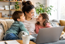 FamousParenting MomLife